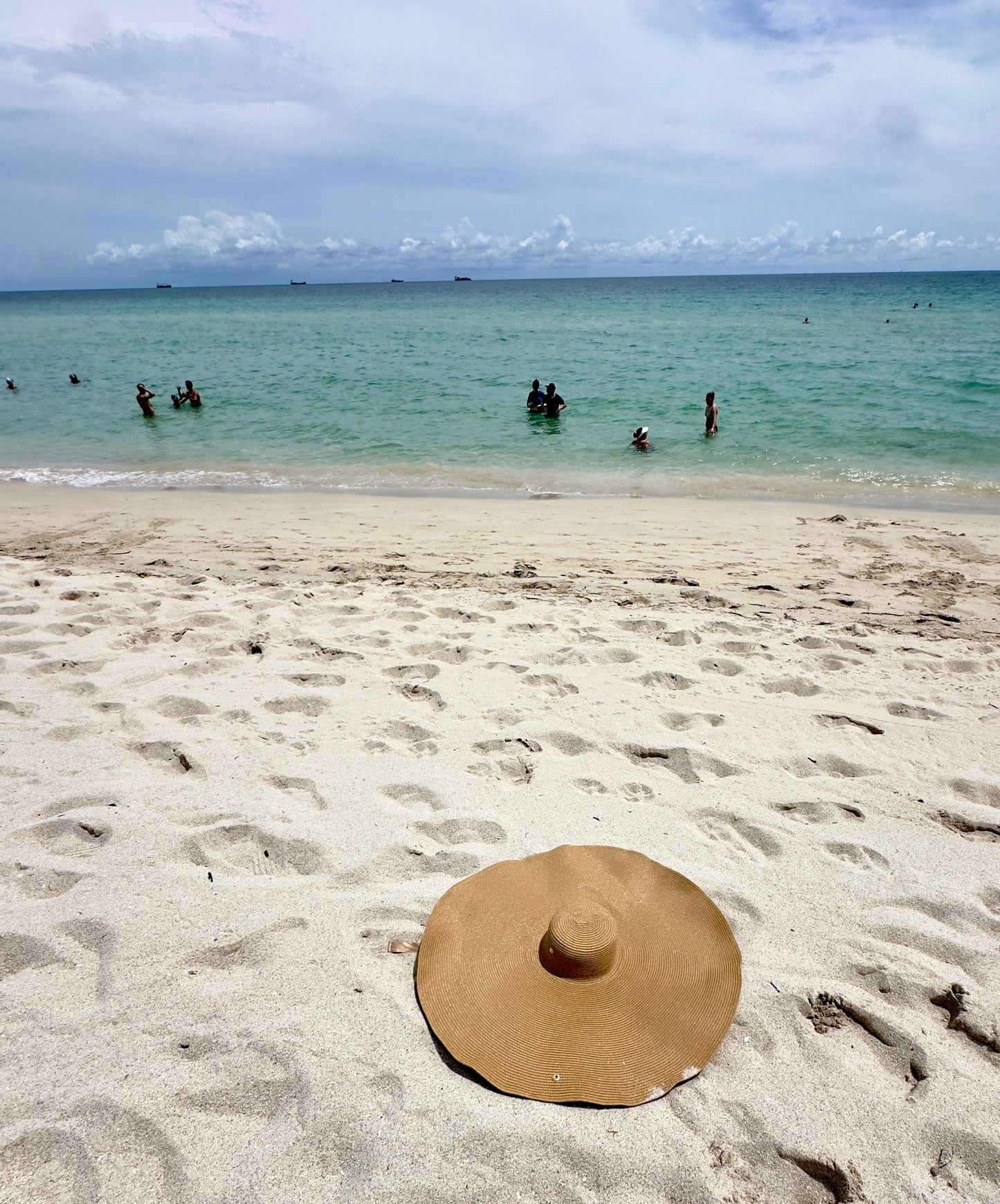Supersized Sunhat