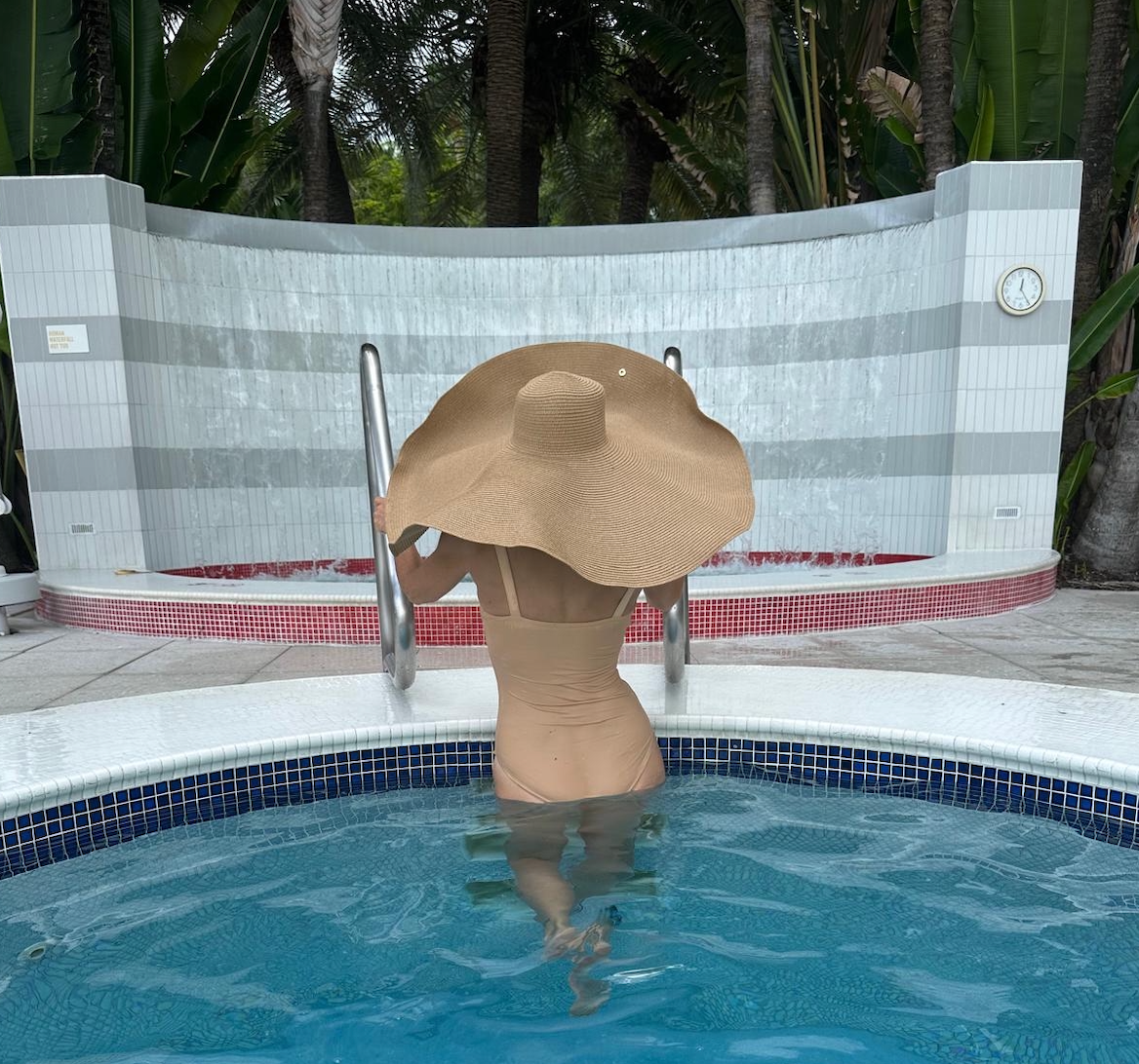 Supersized Sunhat