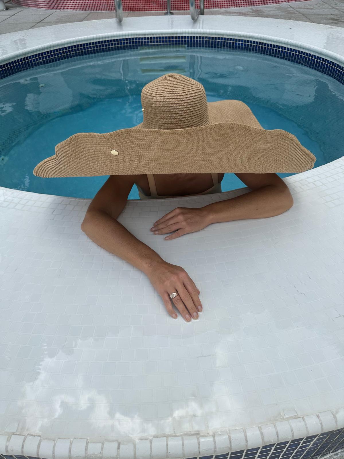 Supersized Sunhat